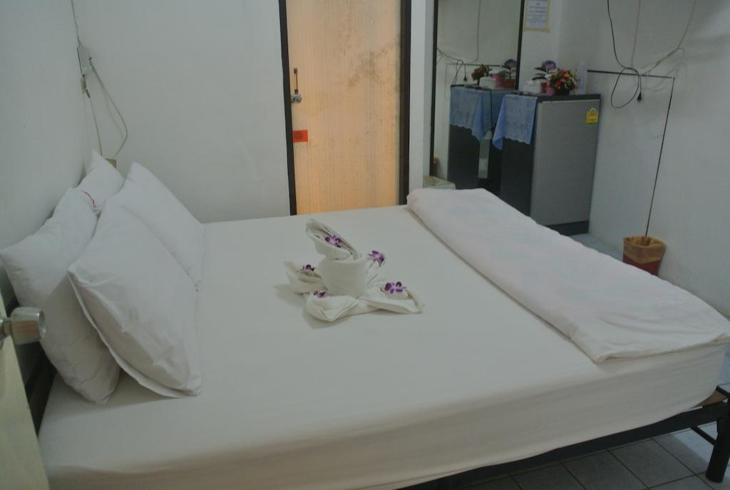 Muanfun Apartment 2 Hat Yai Rum bild