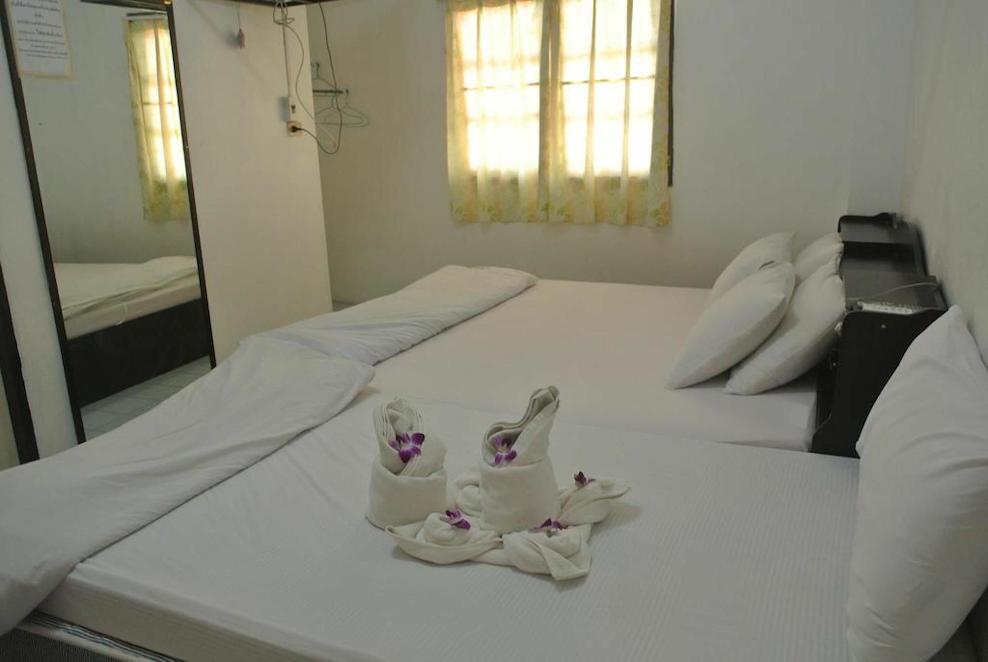 Muanfun Apartment 2 Hat Yai Exteriör bild